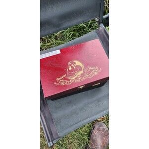 Deadwood Tobacco Co. Sweet Jane Cigar Box – Red Wood Skull Logo Drew Estate